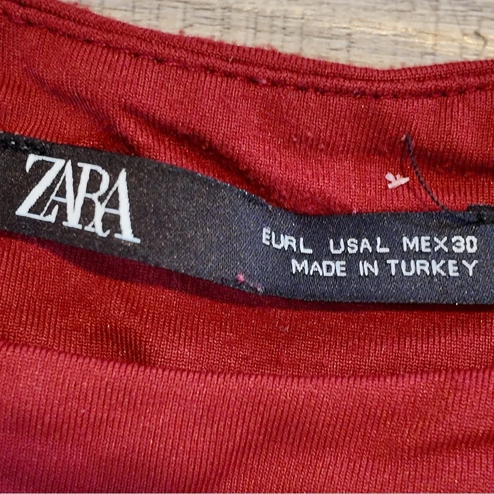 Zara RedBurgundy Stretch Sleeveless Bodysuit L Lined Snap Closure Work or Casual
